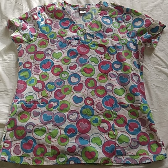 2 Large and 1 Medium Scrub tops. 3 for $50 - Picture 6 of 7